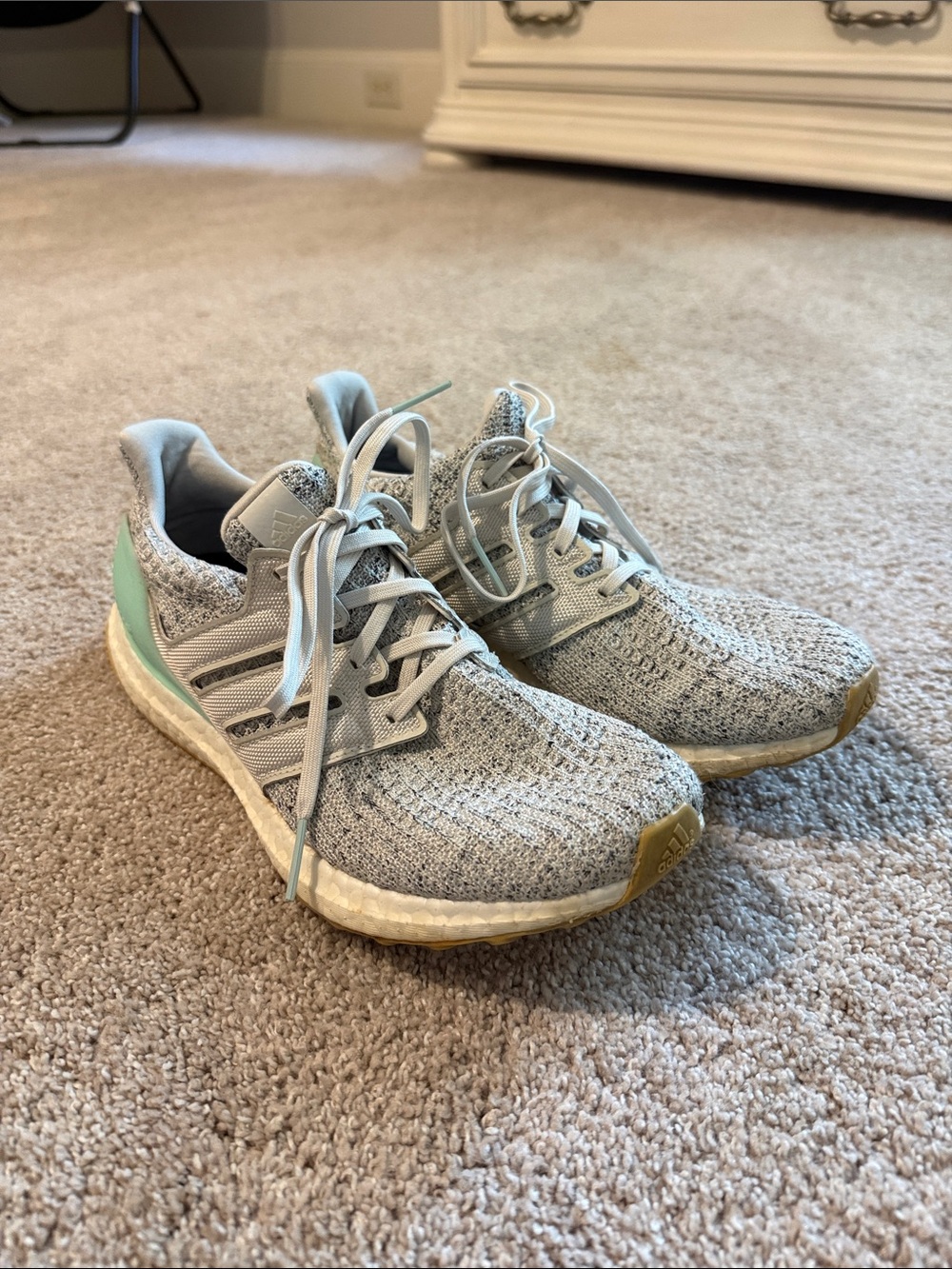 adidas Light Gray and Mint Womens 8.5 Sneakers